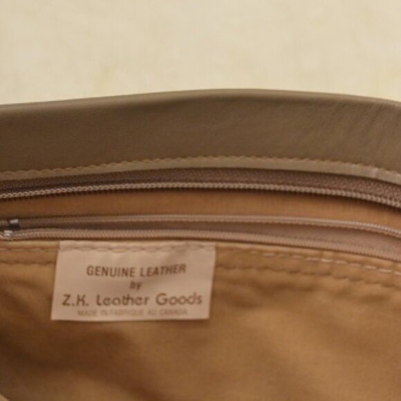 Genuine Leather Small  front ruched clutch - Picture 2 of 4